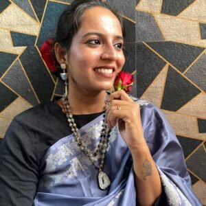 Sutraa Grace Necklace Set