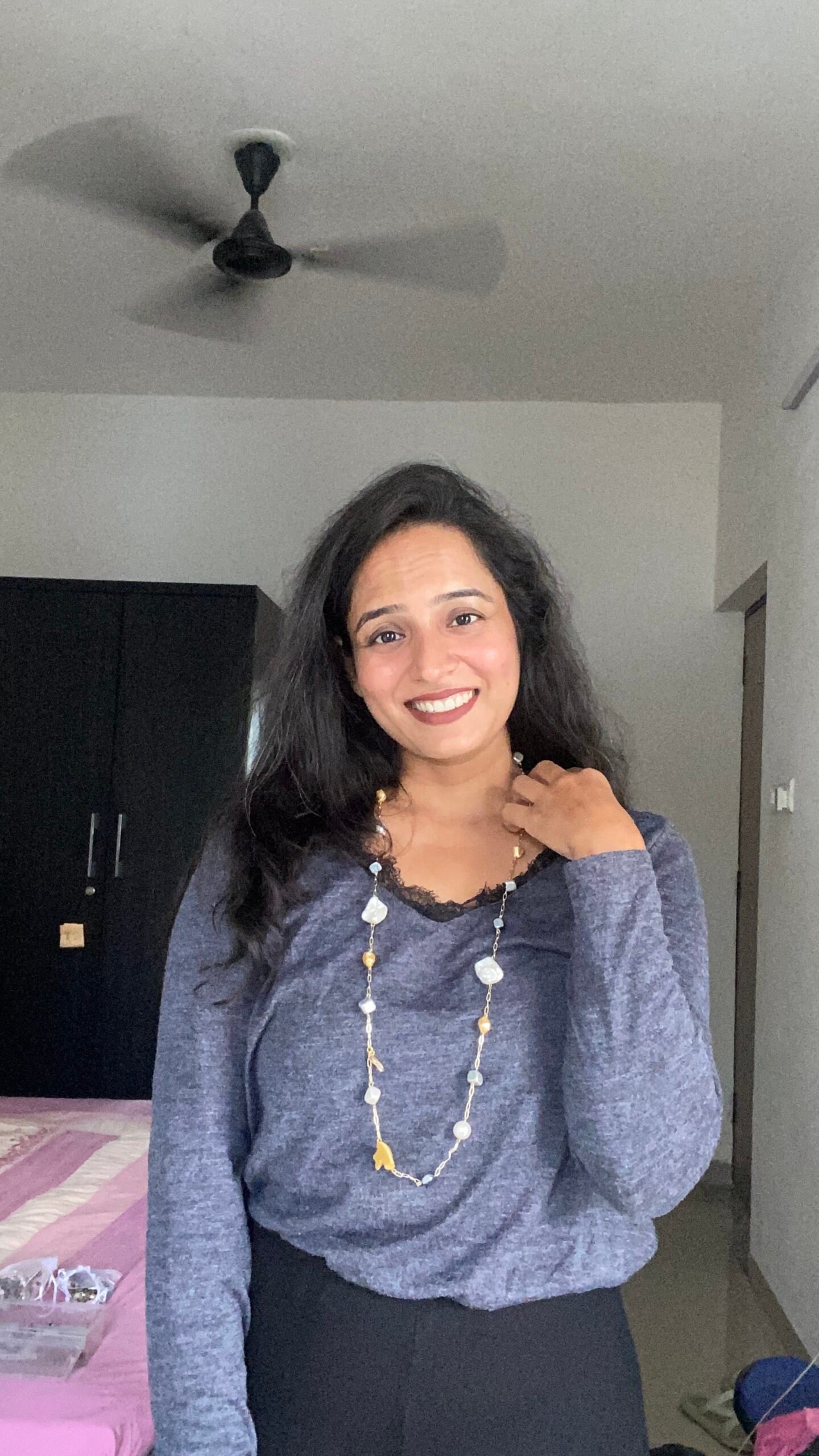 Elegant pearl cascade necklace for women. Perfect accessory for special occasions and stylish outfit.